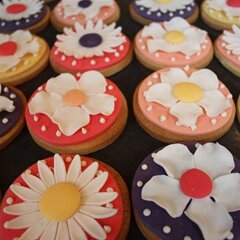 Colourful Flower Cookies